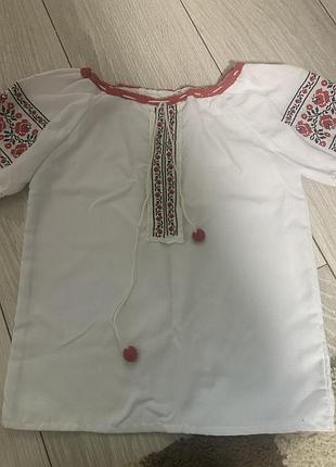 Вишивнка на дівчинку
