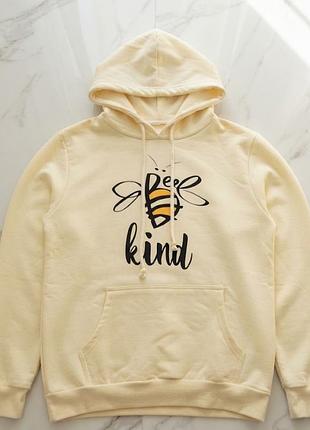 Базовое худи оверсайз «bee kind», кремовый цвет