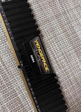 Оперативна пам'ять corsair vengeance lpx ddr4 8gb 3000 mhz cl16