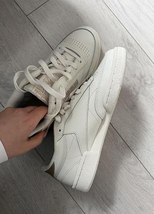 Жіночі кросівки reebok 5