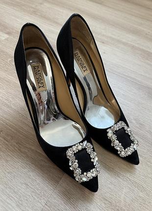 Туфлі з брошкою badgley mishka 39
