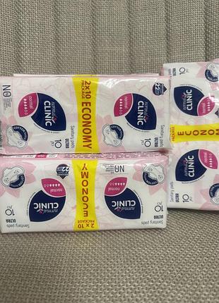 Гігієнічні прокладки normal clinic sanitary pads ultra normal (cotton feeling) у подвійній економічній упаковці 2х10 шт. (разом 20 шт. в пачці).