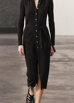 Чорна жіноча сукня zara в рубчик на ґудзиках з паском