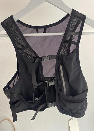 Новий ультралегкий біговий жилет h&m move slim fit cropped (розмір s)