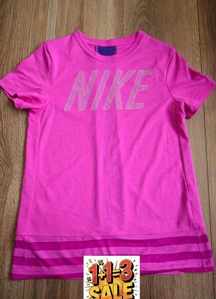 Nike женская спортивная футболка