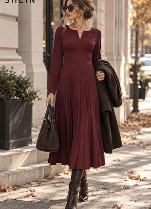 Shein | бордова сукня міді з плісированою спідницею