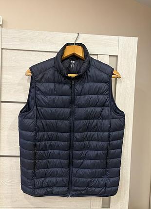 Жилет  uniqlo ultra light down оригінал розмір l