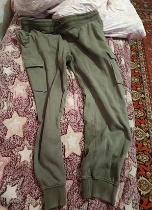 Чоловік штани м-l xl вони широкі в поясі
