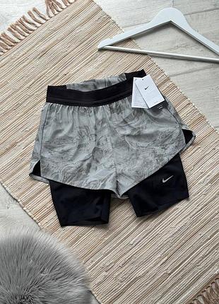 Шорти nike swift