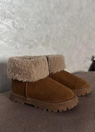 Світло-коричневі короткі черевики zara з м'яким пухнастим відворотом зі штучного хутра zara 25