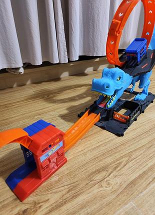 Игровой набор hot wheels охота ти-рекса
