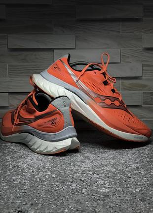 Кросівки saucony endorphin speed 4 . оригінал