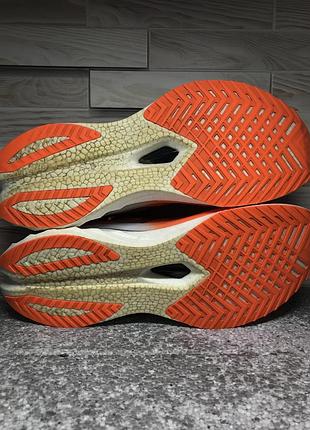 Кросівки saucony endorphin speed 4 . оригінал 10