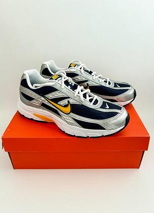 Кросівки nike initiator