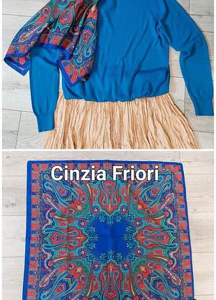 Винтажный итальянский голубой платок в анимаоистический принт пейзли cinzia friori (76 см на 76 см)