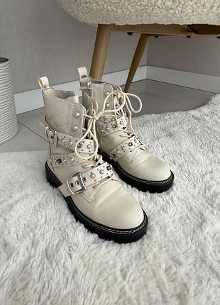 Черевики stradivarius 36 розмір