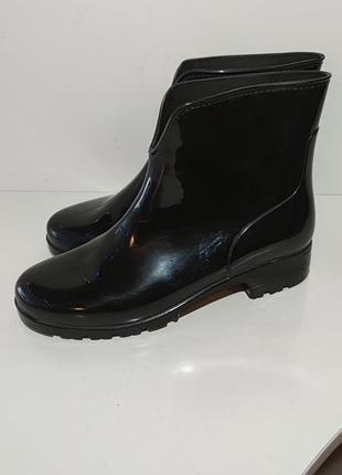Гумові черевики чорні g&g розмір 40