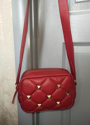 Стильная кожаная кросбоди сумка m&amp;s collection (marks &amp; spencer)