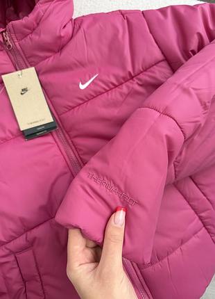 Куртки nike жіночі оригінал нові 2