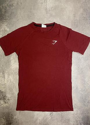 Футболка gymshark critical t-shirt