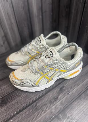 Кросівки asics gel-1090/р.39,5