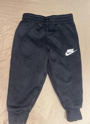 Дитячі спортивні штани nike