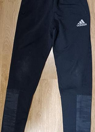 Спортивні штани adidas
