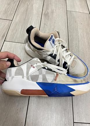 Баскетбольні кросівки air jordan one take 5 quai 54