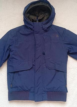 Зимняя куртка-пуховик the north face оригинал, размер м, примерно на 10-12 лет.( рост 138 - 146)tnf.