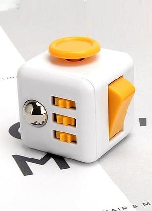 Кубик антистресс fidget cube 18579 3.5х3.5х4 см белый с оранжевым