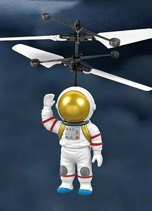 Акумуляторна іграшка astronauts з підсвічуванням