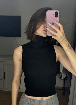 Топ з горловиною від zara