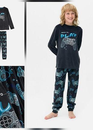 Тепла піжама primark на хлопчиків