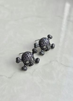 Сережки black witch's gleam 8