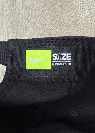 Кепка чорна nike 6