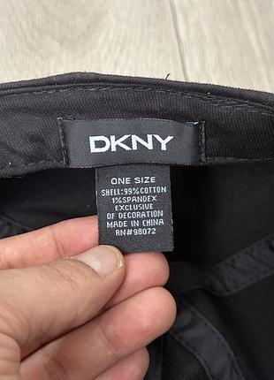 Кепка чорна dkny 6