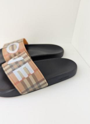 Шльопанці burberry
