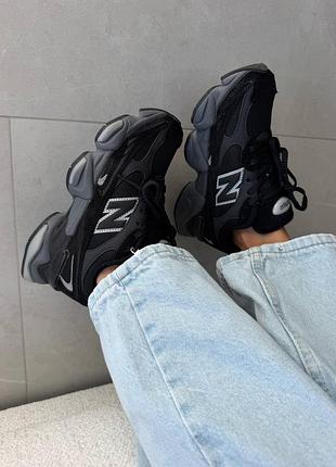 New balance 9060r
black / white 3