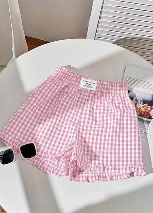 Жіночі домашні шорти у рожево-білу клітинку віші (gingham).