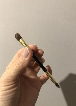 Кисть для помады artistry 2