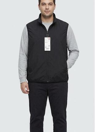 Вітрозахисний жилет uniqlo  великого розміру.