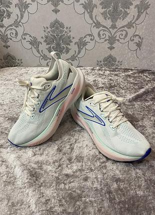 Кросівки brooks