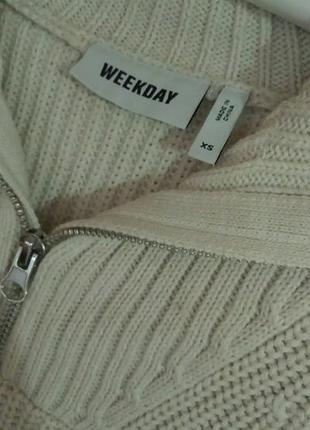 Светр weekday 3