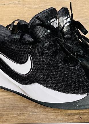 Продам кросівки nike