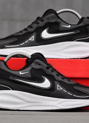 Чоловічі кросівки практичні nike running чорно білі спортивні легкі шкіряні кроси для бігу з сіточкою на весну літо найк раннінг