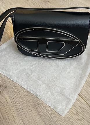 Diesel 1dr — нова чорна сумка з овальним логотипом