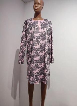 Розовая трикотажная ночная рубашка батал, р. xl-3xl / домашнее платье с узором пейсли