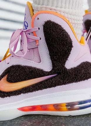 Баскетбольні кроссовки nike lebron 9 «regal pink»