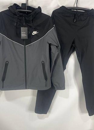 Чоловічий спортивний костюм nike