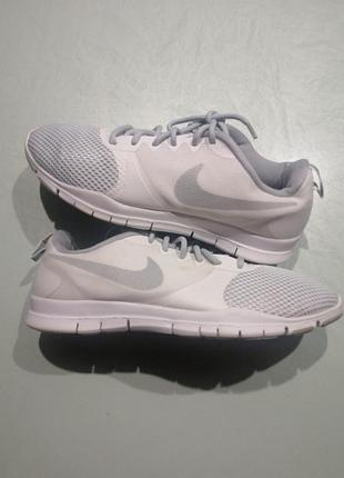 Кроссовки женские nike
